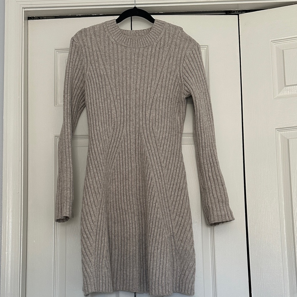 Nwt maternity sweater dress
